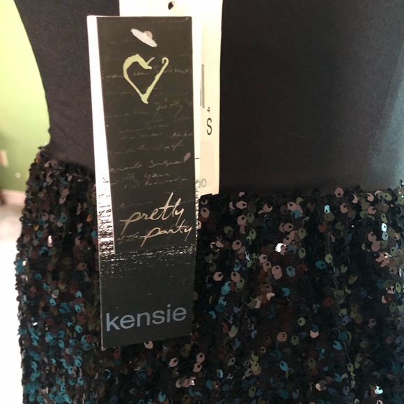 Holiday Dress - Picture 9 of 12